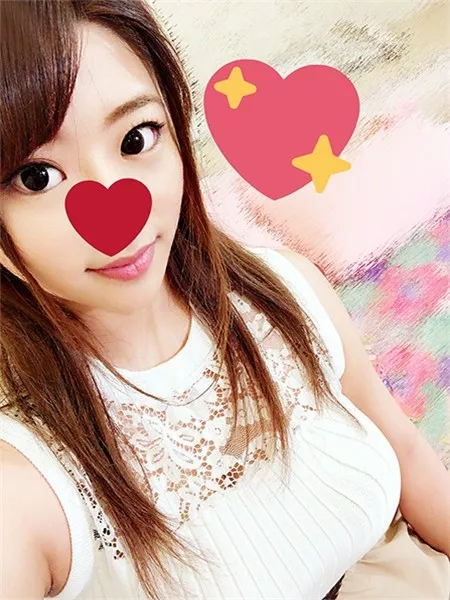 [FC2_PPV-896903] 【個人撮影】Hカップ地下アイドル かなちゃん 25歳♥事務所所属アイドルの裏の顔！どエロな爆乳を振り乱し自ら腰振る流出映像 個人撮影【承諾済み】