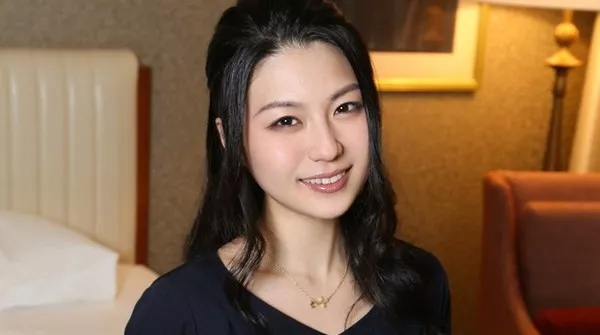 [Mywife-844] 中村唯花 蒼い再会