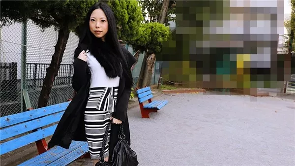 [Pacopacomama-122618_407] パコパコママ 122618_407 おばさんぽ ～和風黒髪美人と郷愁デート～ 伊吹まどか