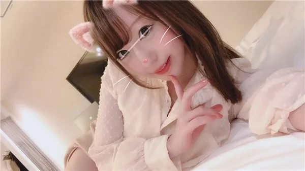 [FC2_PPV-1064996] 【個人撮影】天然ドエロS級美少女！澪(みお)ちゃん二十歳！必見過ぎる乳首舐め騎乗位！ニーハイ着衣パンズラハメ撮り！