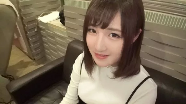 [SIRO-3787] 【初撮り】ネットでAV応募→AV体験撮影 952 童顔巨乳美少女ゆいり」ちゃん！ブラからはみ出る超絶美巨乳に釘付け！！忘れることのできない元カレを男優チ●ポで完全デリート♪ ゆいり 20歳 ボディクリーム販売員