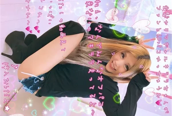 [FC2_PPV-1273751]  【最高傑作豪華SP版】金髪ヤリマギャルキララちゃん激ミニデニムショーパンに勃起したファンと6P連続中出し