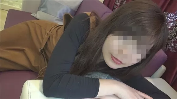 [FC2_PPV-1330896]  【個人撮影】しゅり31歳　欲求不満の童顔ズブ濡れ美人妻に大量中出し