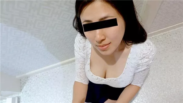 [10musume-052320_01] 天然むすめ 052320_01 チンコをがっつく欲求不満娘 田口ひとみ