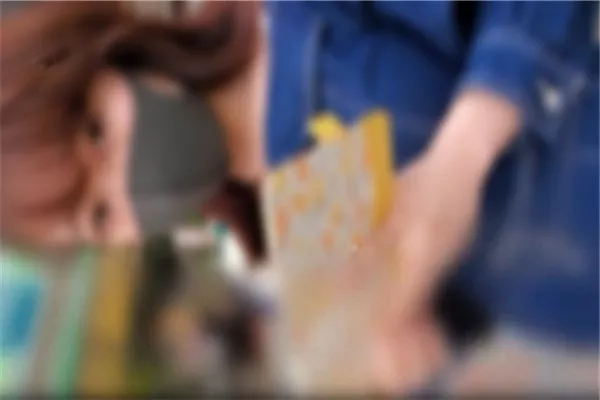 [FC2_PPV-1357227]  【個撮】やけに男心をくすぐる20歳巨乳美女に懇願して中出しさせてもらいました