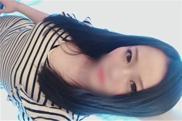 [FC2_PPV-1417032]  【無修正】旦那のいない真っ昼間から他人のチンポを欲しがる美女妻(種付けしたくて中出ししました)