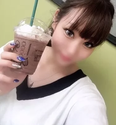 [FC2_PPV-1704391]  【後輩くん⑥】看護婦のヤバい性欲！夜勤上がりにデカチンにアヘ三昧でえぐいイキ顔がイケてます(笑)