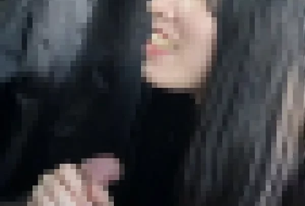 [FC2_PPV-1761642] [個人撮影]超絶美人女子大生ミナミさんの車内フェラで大量発射
