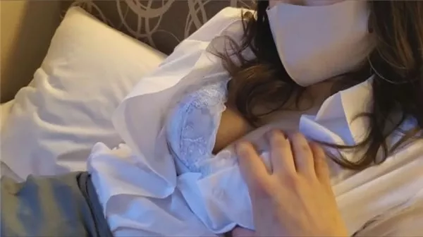 [FC2_PPV-2022639]  【個撮】巨乳。丸の内ネイリスト。売掛払えず飛んだ代償…。中だしの制裁 ※20日まで限定