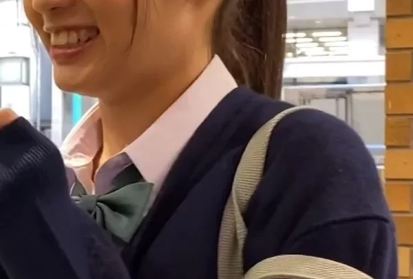 [FC2_PPV-2125497] お嬢様女子校2年生 親御さんには内緒でハメ撮り＋顔出し