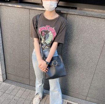 【古着系女子】音楽系の専門生_パパ活女子とは思えない風貌の激レア短髪美少女