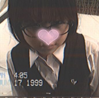 ■図書室の眼鏡っ子まさかの・・・■地味かわいい■ぷち人気■