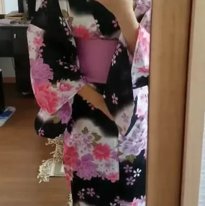 しーにしては下の毛濃いかな？