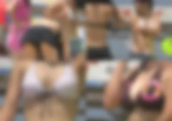 【高画質】海水浴場で盗撮
