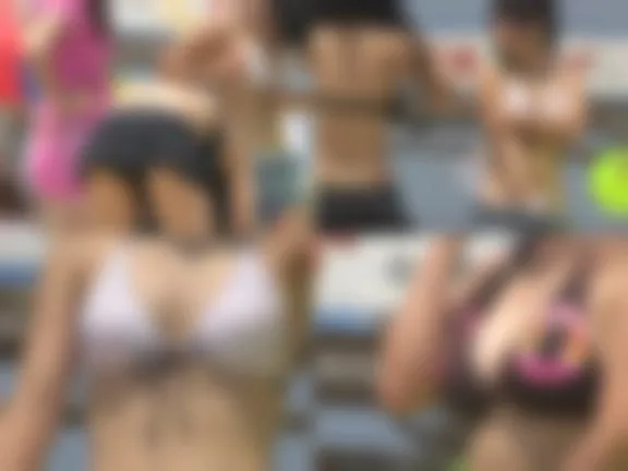 【高画質】海水浴場で盗撮