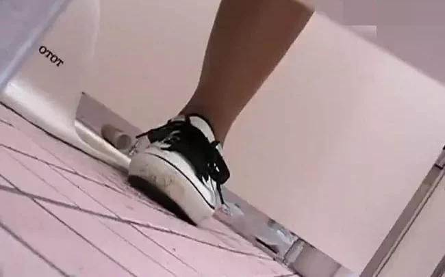 체육복 착용! 운동회 화장실③