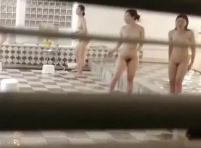 修学旅行温泉盗撮動画！別アングル！
