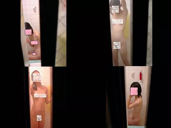민가 욕실 엿보기, 하얀 피부의 작은 가슴이 들켜버림