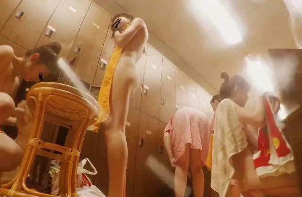 J〇グループのスパ脱衣所