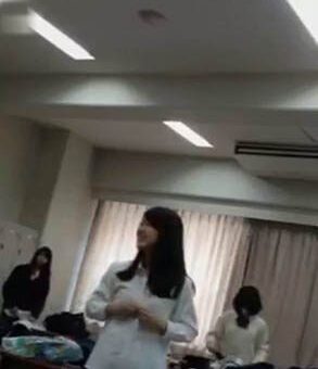 c　校内着替え