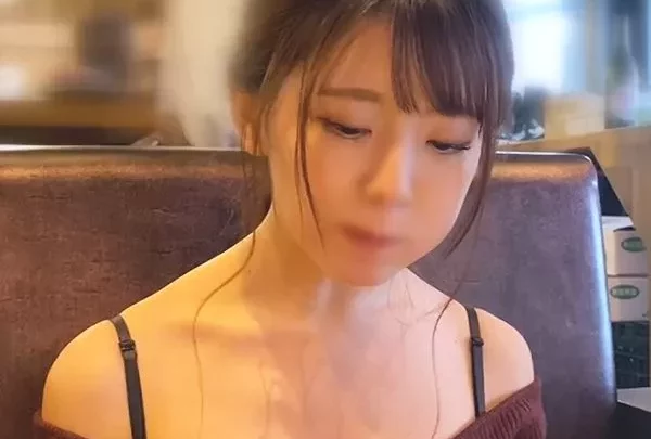 入院中に大変お世話になった現役看護師 引き締まった華奢でエロすぎる身体 狭くて締まりのいいおまんこ 快気祝いに射精