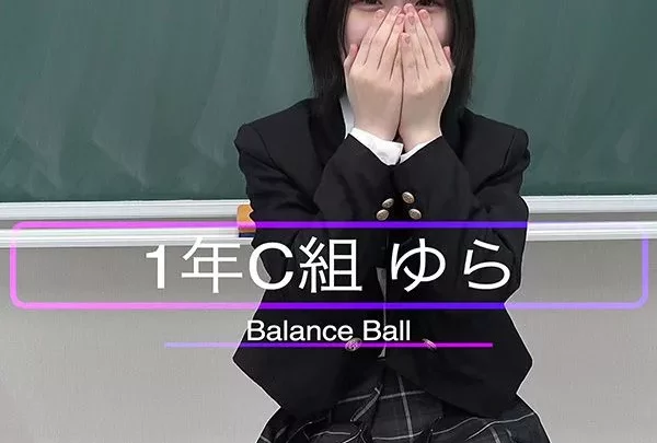 ゆらちゃんバランスボールで宇宙なう！？【4K】