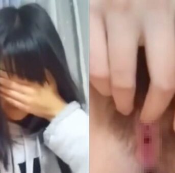 無修正ビデオ通話◇照れながらピンクマ●コ全開でオナニーしてくれたJ◯娘と相互オナニーでエロイプ録画
