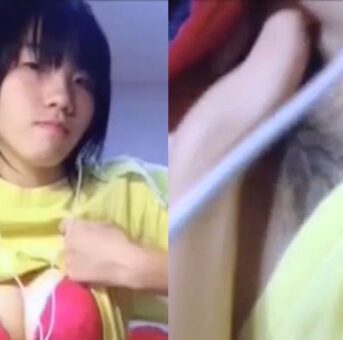 無修正ビデオ通話◇「今日はダメ」と言いながらもこっそりオナニーしてくれた美乳すぎる地味子J○とエロイプ【素人】