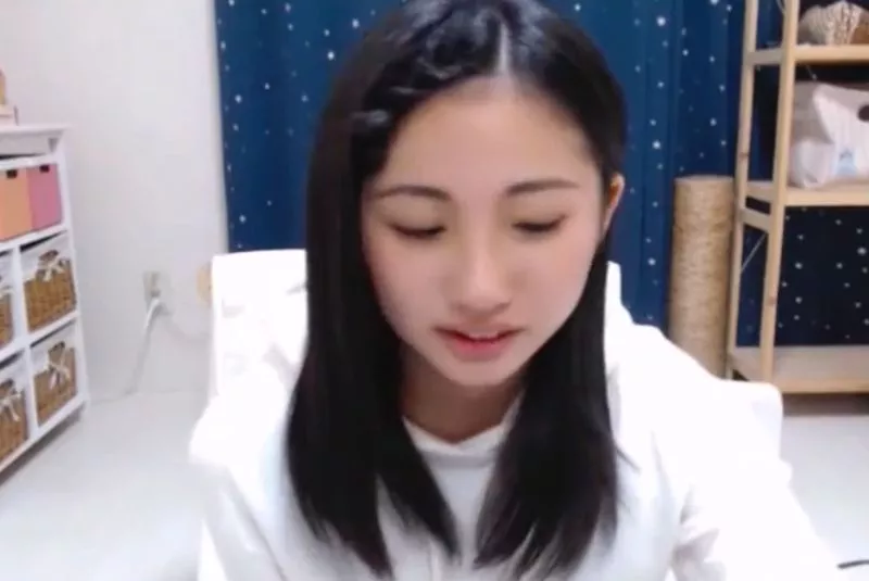 【무】이시하라 사토미에게만 보이는 소녀의 격렬한 자위 라이브 채팅 【188】