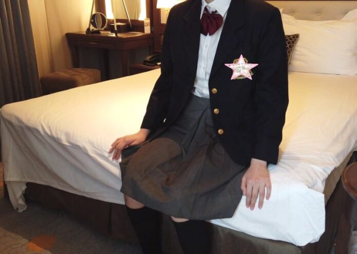 個人撮影　18歳　kiriちゃん　中出し　女優になります。