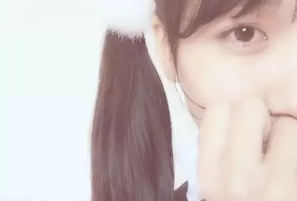 【無】Super süße Maid Nahaufnahme Onanieren Spritzwasser