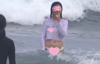 海で透け透け胸チラ風乳首前半 15239009