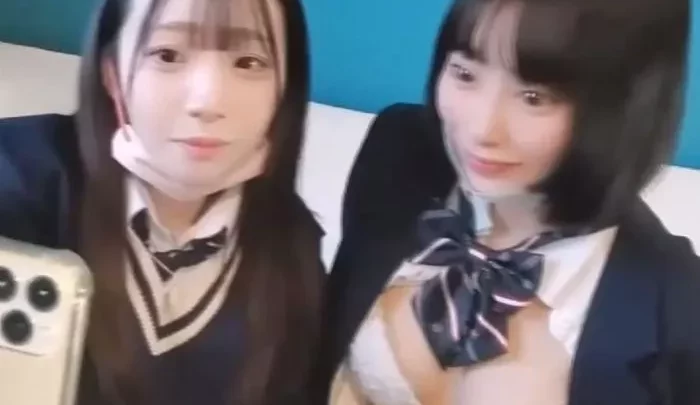 ※限定【無修正】奇跡の可愛いの美〇女 2人と夢の３P ！中出し！ 第一弾