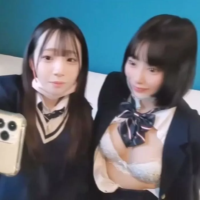 ※限定【無修正】奇跡の可愛いの美〇女 2人と夢の3P !中出し! 第一弾
