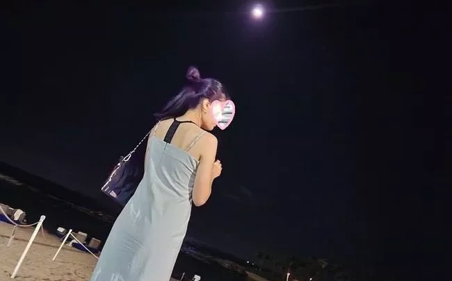 よしこちゃん　23歳　サロン勤務　パイパン