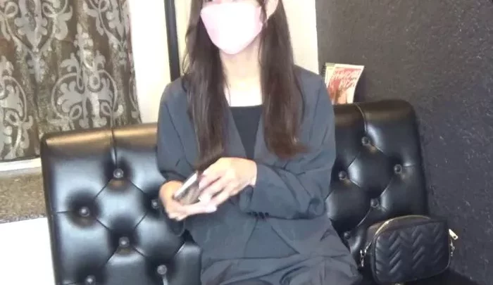 （個人撮影）顔出し　穴あきゴムをぶち破り、腹巻状態で中出ししました！