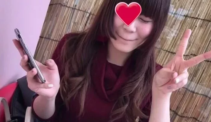 新ガチ素人女性★大学生の彼女！電マオナニーしながらのフェラはエロ過ぎ！