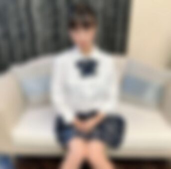 ♡アイドル 18歳 A〇ちゃん ゴムなし生マンコに射精