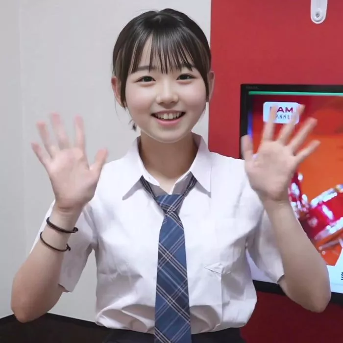 Sora-chan zieht beim Karaoke ein wenig aus! 【4K/30p/20Mbps】