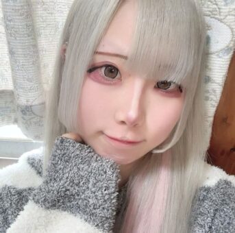 アイドル級に可愛いコンカフェ嬢ちゃんの自撮り
