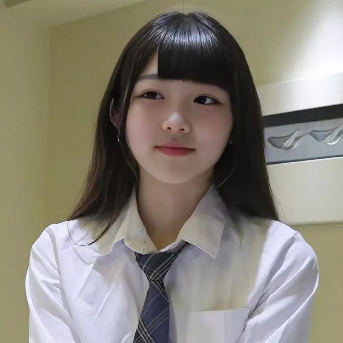 19-jährige Miyu-chan mit einem perfekten Körper in Slim E-Cup【4K/30p/18Mbps】