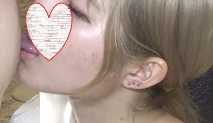 （個人撮影）顔出し　こっそり切った穴あきゴムで中出ししてあげました！推しのために頑張ってるそうです