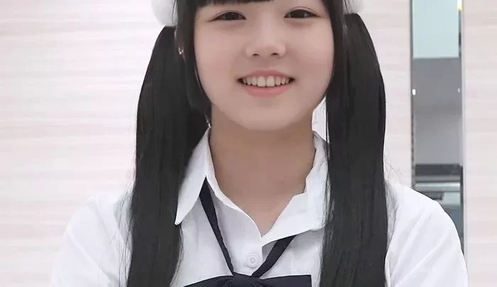 18才りのちゃん 超敏感で何度もイキまくり！【4K/30p/20Mbps】
