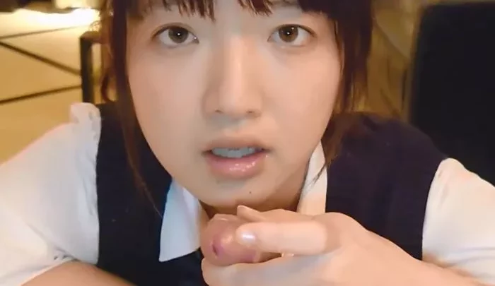 数量限定15本！【無修正】純粋無垢な美少 女と禁断の生ハメ　妊娠覚悟の中出し～