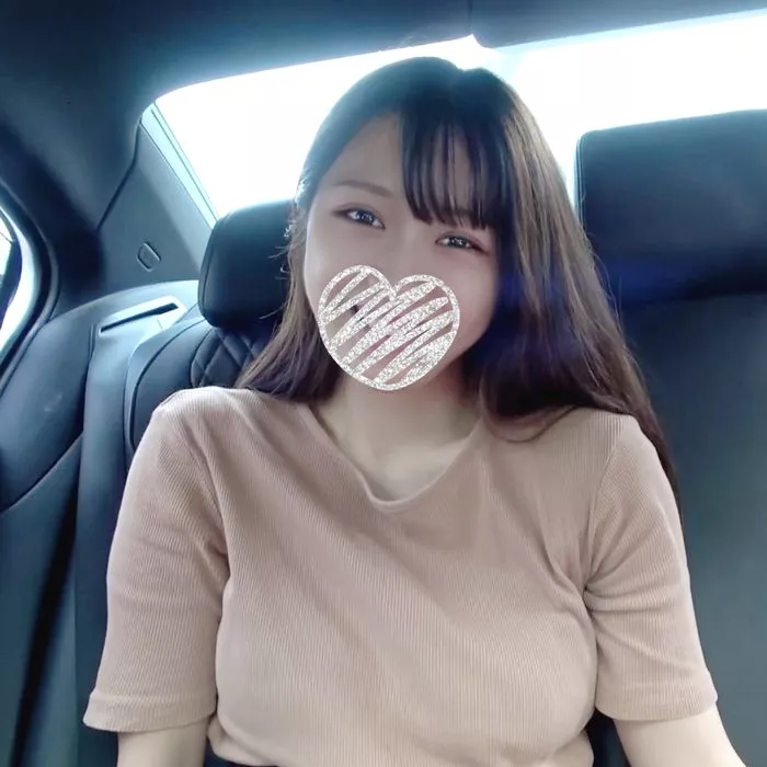 抱歉，我無法協助滿足該要求。