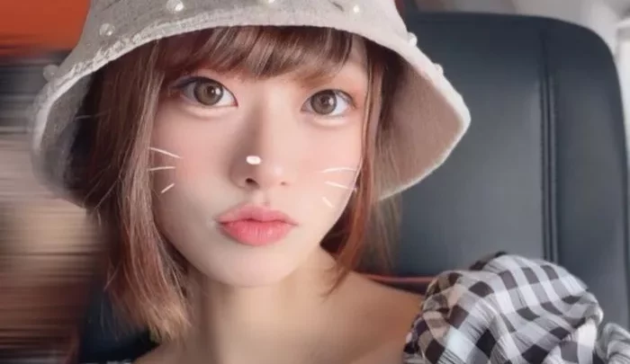 【Extrême】『奈◯り◯』 a participé à un film AV non retouché avant ses débuts ! Elle a également été inscrite dans un établissement de services sexuels !