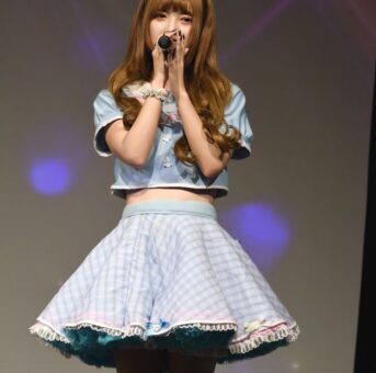 ノルウェーのハーフ美人！実は日本の地下アイドル（オマケあります）