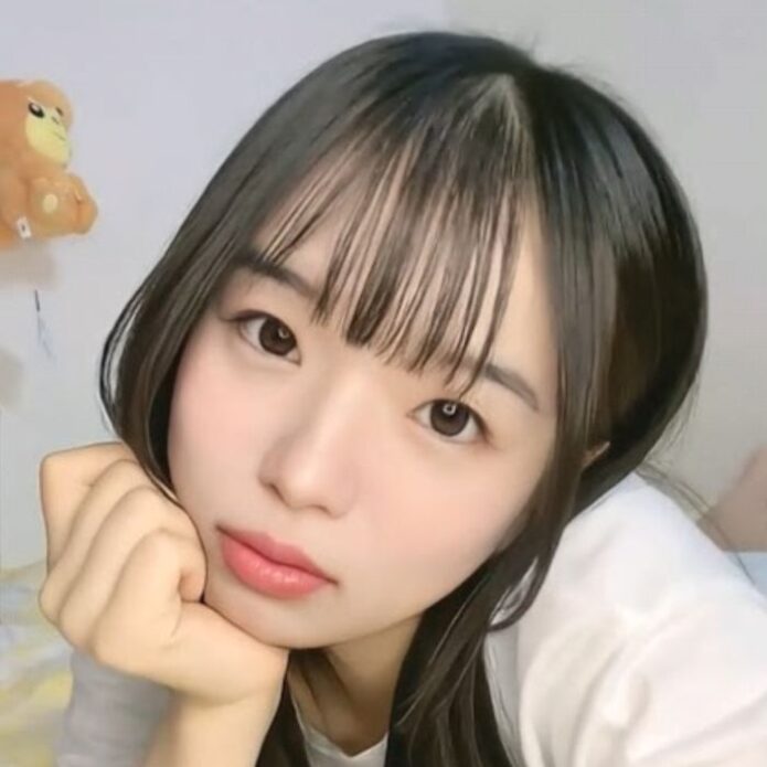 2.72GBプレゼント！ [無 高画質版] めちゃくちゃ感度の良い色白Hカップ美女に挿入