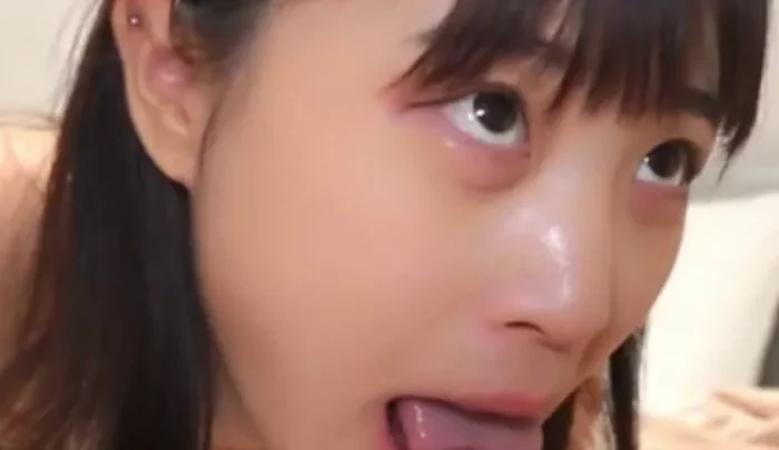こんなにカワイイ顔して何度も激しくケイレンしながら逝く