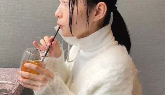 【Bonus 4K】'148cm/39kg "Idole solo populaire de 19 ans"' Tournage exclusif complet Début officiel sur FC2. ※ Fin dès épuisement des stocks